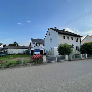  Appartement Guntia Mit Grossem Garten